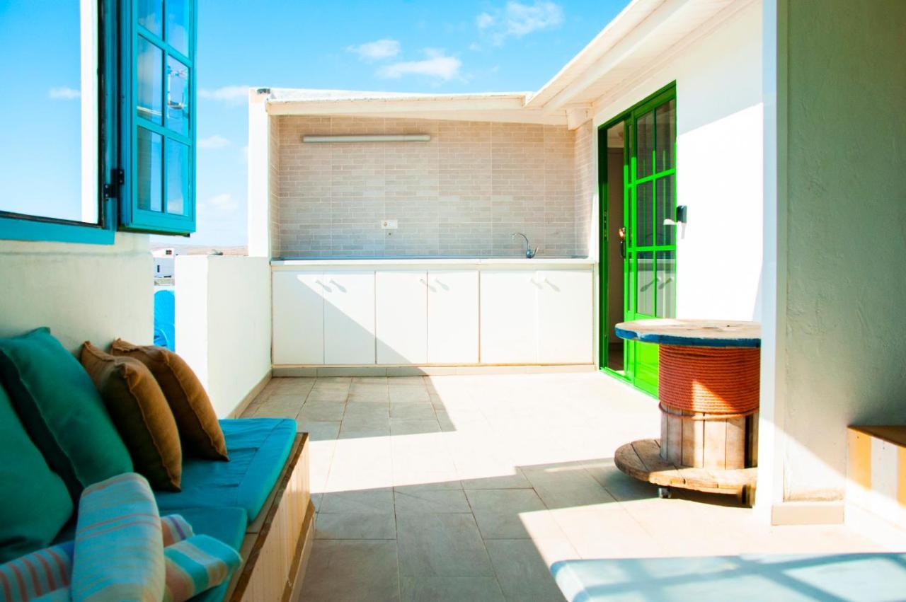 Famara Surf Rooftop Bagian luar foto